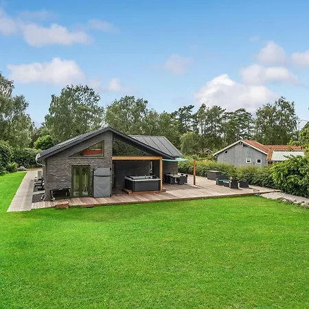3 Bedroom Amazing Home In Vordingborg