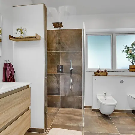 3 Bedroom Amazing Home In Vordingborg